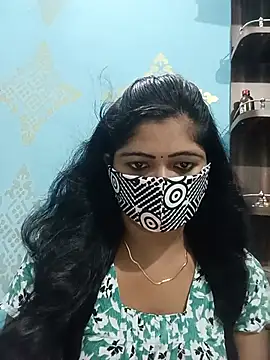 Snapshot of Hey__honey chatting on June 2026 07:40:02 AM Hey honey online show from June 2026 07:40:02 AM
