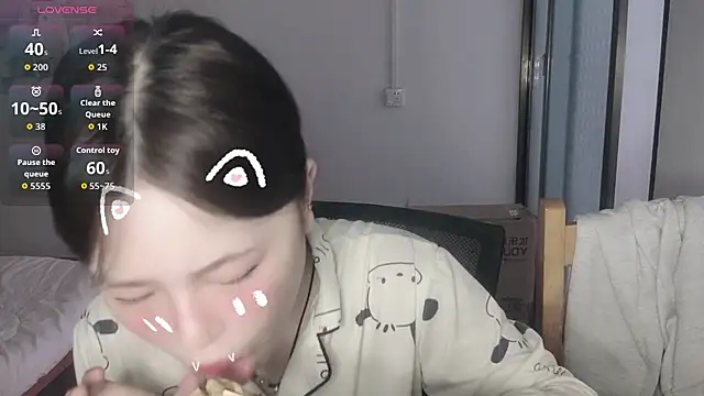 F-Yihao online show from April 2026 07:45:02 AM