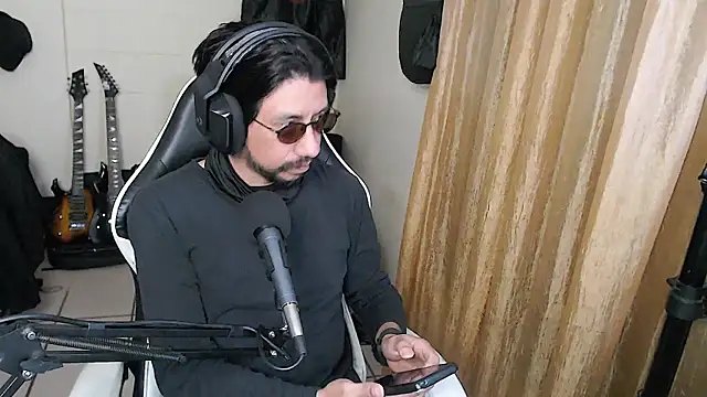 AntuanSV online show from March 2026 03:51:02 AM