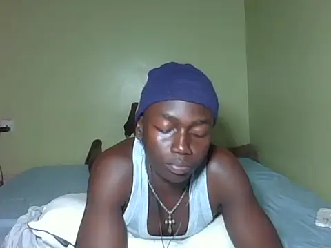 darkerberryguy online show from April 2026 09:44:02 AM