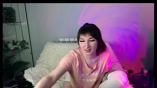 Birdie Kiss online show from March 2026 03:32:02 PM