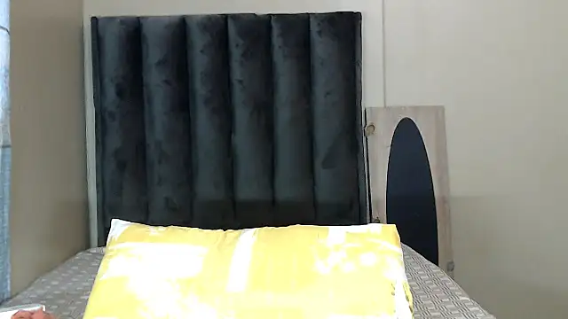 LexyDiana online show from April 2026 06:09:02 AM