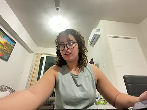 yassiestar online show from March 2026 03:15:01 PM