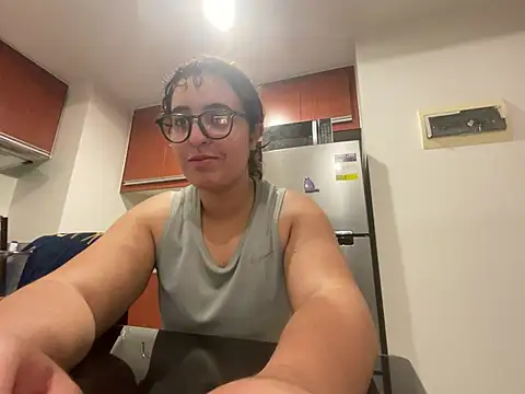 yassiestar online show from March 2026 05:12:02 PM