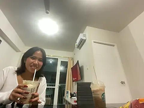 yassiestar online show from March 2026 05:38:02 PM