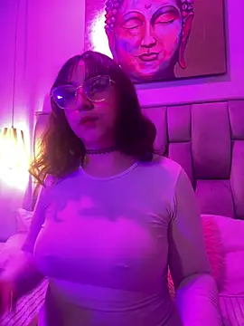 Maddie-LesYoux online show from March 2026 12:16:02 PM