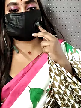 Cutie Nila online show from May 2026 04:39:02 AM