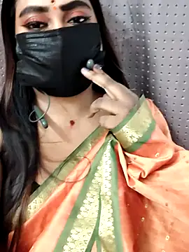 Cutie Nila online show from May 2026 05:22:02 AM