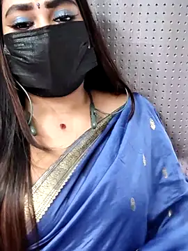 Cutie Nila online show from May 2026 05:33:01 AM
