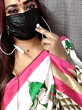 Snapshot of Cutie_Nila chatting on July 2026 05:27:01 AM Cutie Nila online show from July 2026 05:27:01 AM