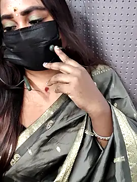 Cutie Nila online show from March 2026 05:00:01 AM