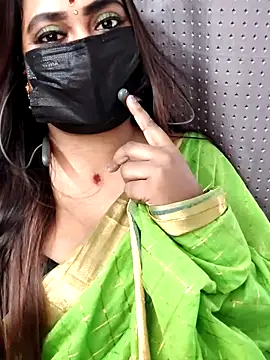 Cutie Nila online show from April 2026 05:20:01 AM