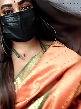 Cutie Nila online show from March 2026 05:07:02 AM