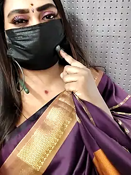 Cutie Nila online show from May 2026 05:42:01 AM