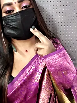 Cutie Nila online show from May 2026 05:23:02 AM