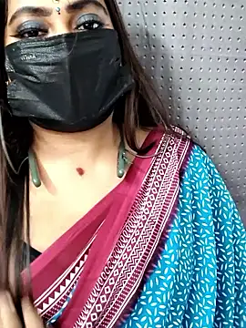 Cutie Nila online show from April 2026 05:37:01 AM