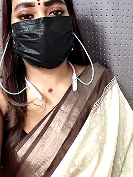 Snapshot of Cutie_Nila chatting on July 2026 04:31:02 AM Cutie Nila online show from July 2026 04:31:02 AM
