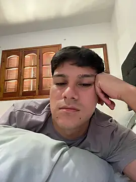 Snapshot of RuinedQuark chatting on March 2026 04:58:02 PM RuinedQuark online show from March 2026 04:58:02 PM