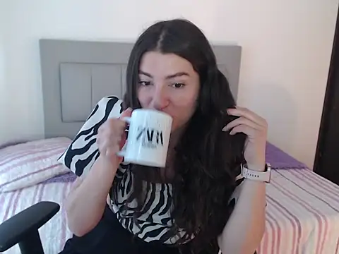 Julietaamado online show from March 2026 02:18:01 PM