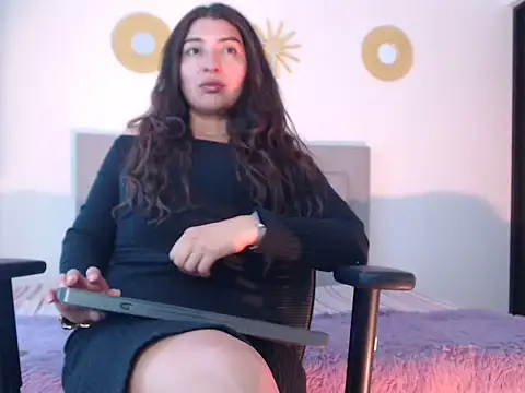 Julietaamado online show from April 2026 03:14:01 PM