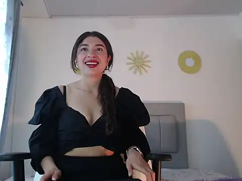 Julietaamado online show from March 2026 02:07:01 PM