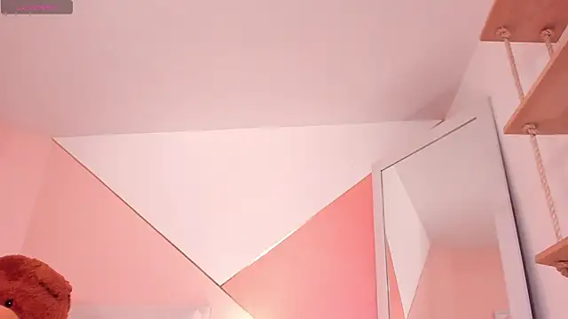 steff gil online show from March 2026 09:33:02 PM