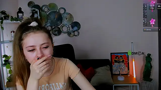 cassandra nik online show from April 2026 07:21:02 AM