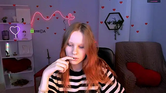 cassandra nik online show from March 2026 06:44:01 AM