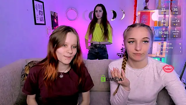 cassandra nik online show from April 2026 02:30:01 PM