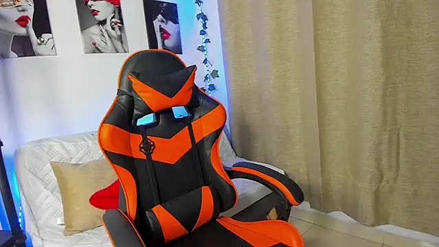 Rebeca Marchetti online show from March 2026 08:27:02 PM