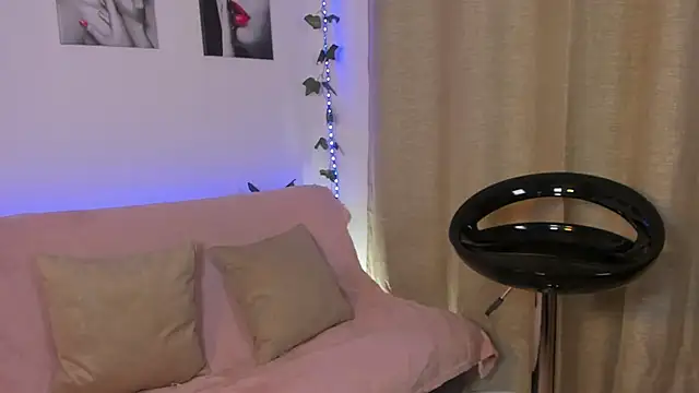 Rebeca Marchetti online show from April 2026 08:37:02 PM