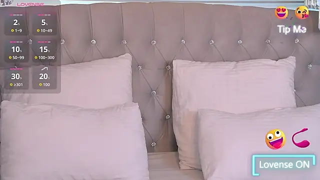 JassyCollins online show from July 2026 03:20:02 PM