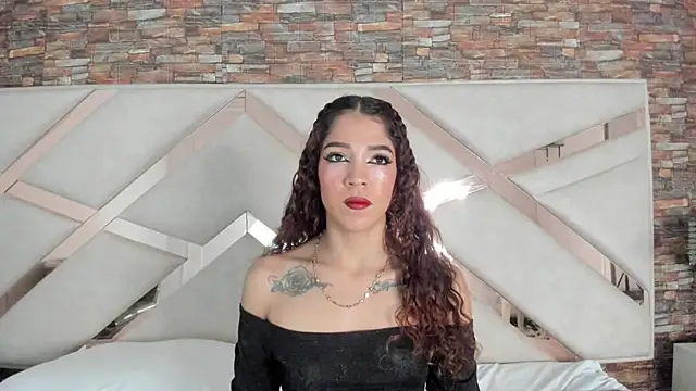 Snapshot of evelyn__rose1 chatting on March 2026 01:06:01 AM evelyn rose1 online show from March 2026 01:06:01 AM