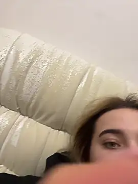 Snapshot of TiffanyCouture chatting on February 2026 05:45:02 PM TiffanyCouture online show from February 2026 05:45:02 PM