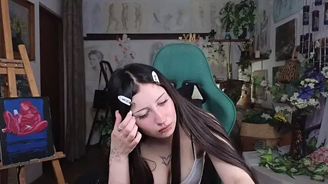 EffieMeowley online show from May 2026 07:56:01 AM