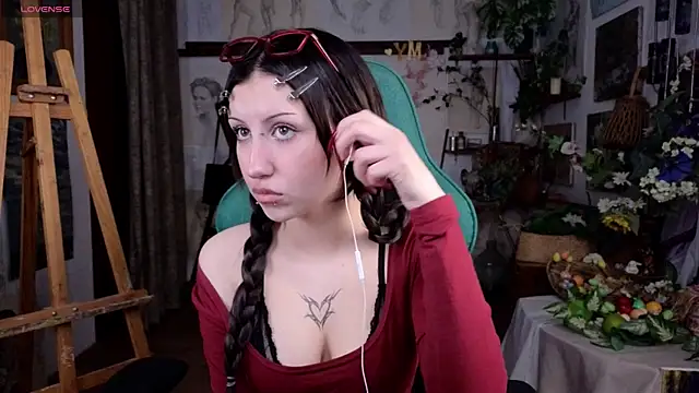 EffieMeowley online show from April 2026 05:19:02 AM