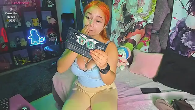 Maky Coss online show from June 2026 02:33:01 PM