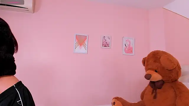 raquel mooon online show from March 2026 11:59:01 AM