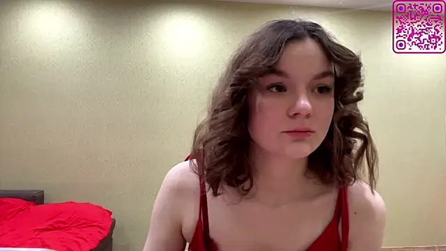 AliveCute online show from March 2026 06:15:02 PM