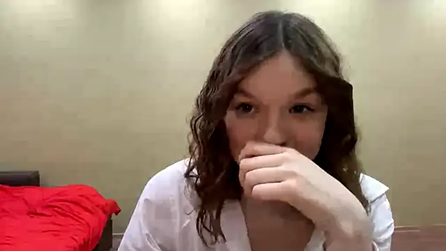 AliveCute online show from March 2026 05:39:02 PM