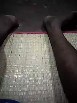 sathish2895 online show from April 2026 10:23:01 AM