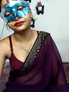 Sweet Cpl  online show from April 2026 12:01:01 PM