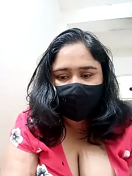 Snapshot of diyadey chatting on May 2026 09:06:02 PM diyadey online show from May 2026 09:06:02 PM