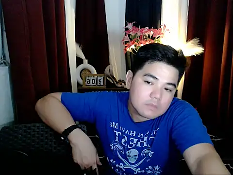 Snapshot of Bigdaddybear888 chatting on May 2026 04:33:01 PM Bigdaddybear888 online show from May 2026 04:33:01 PM