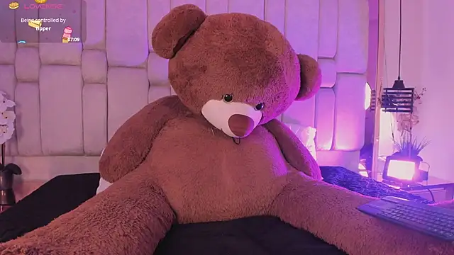 AgathaUwuDoll online show from April 2026 07:51:02 PM