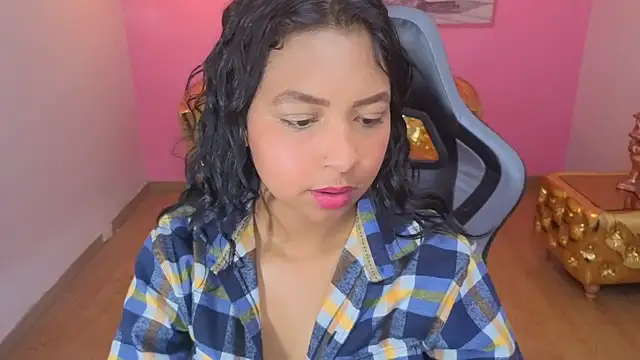 Kristen black T online show from February 2026 07:35:02 PM