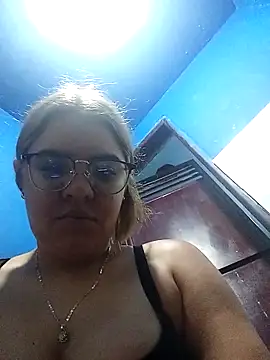 single kitten online show from March 2026 01:04:01 PM