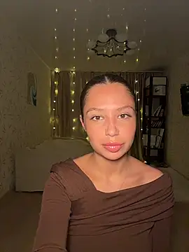 Fragile Tease online show from March 2026 06:34:01 PM