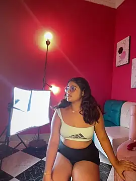 JennyLovett online show from February 2026 09:15:01 PM