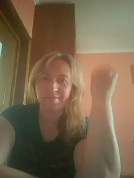 Snapshot of ChristinaYork chatting on June 2026 03:06:01 PM ChristinaYork online show from June 2026 03:06:01 PM